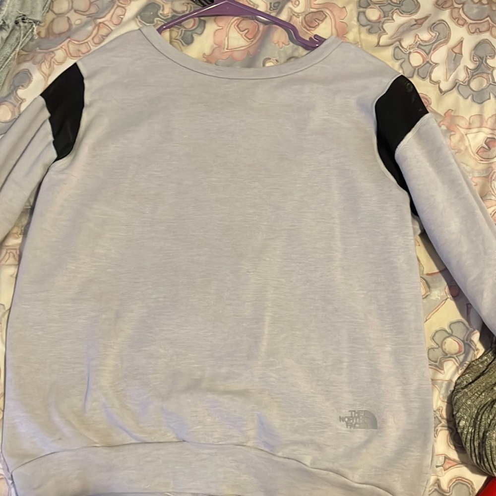 grey and black north face long sleeve sweatshirt size small